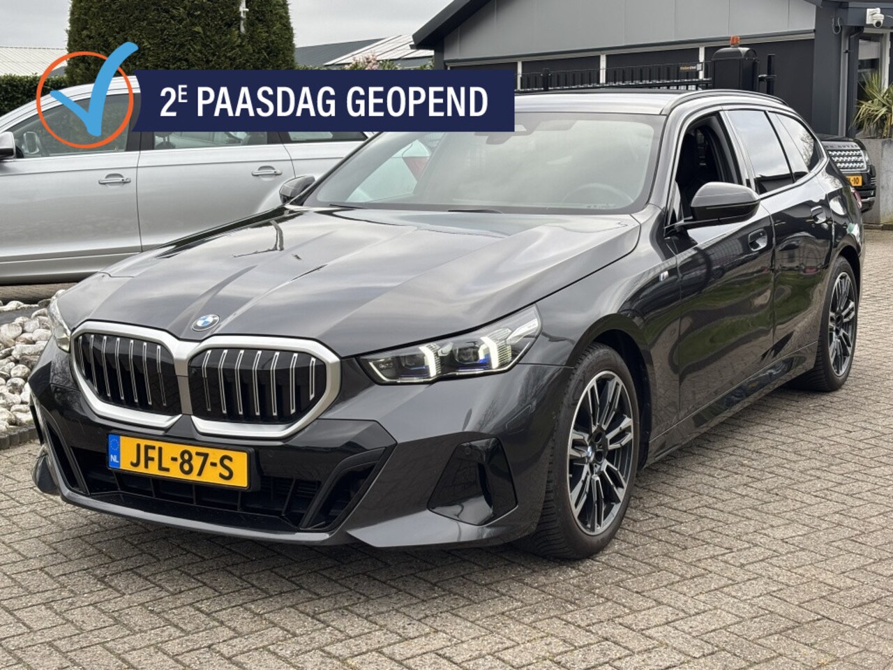 BMW 5-serie Touring - 540D X-Drive 2024 M-Sportpakket Btw Pano B&W - AutoWereld.nl