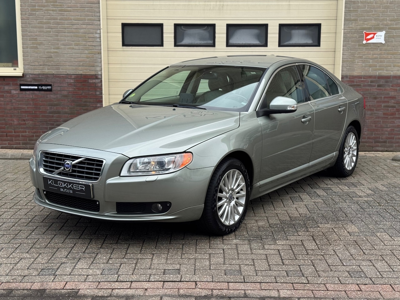 Volvo S80 - 3.2 Summum 2E Eig|Navi|PDC|Orig NL - AutoWereld.nl