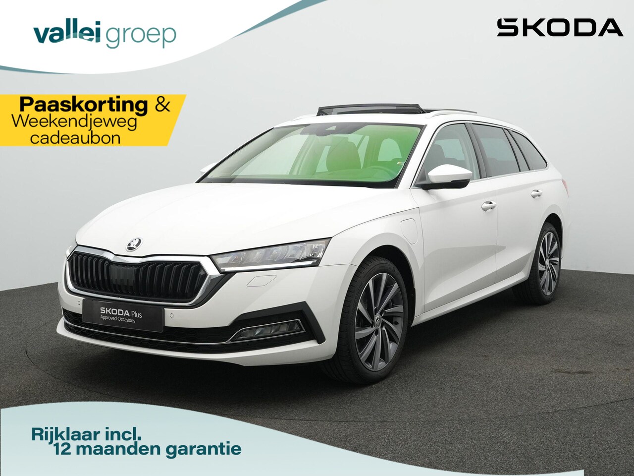 Skoda Octavia Combi - 1.4 TSI iV 204 pk PHEV Style | Panoramadak | Geheugenstoelen | Head-up display | Stoelverw - AutoWereld.nl