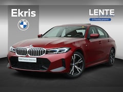 BMW 3-serie - 320i / M-Sportpakket / PDC / Achteruitrij Camera / Verwarmde Voorstoelen / Adaptieve Led /