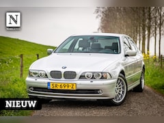 BMW 5-serie - 520i Lifestyle Edition |Leder |Zeer nette staat