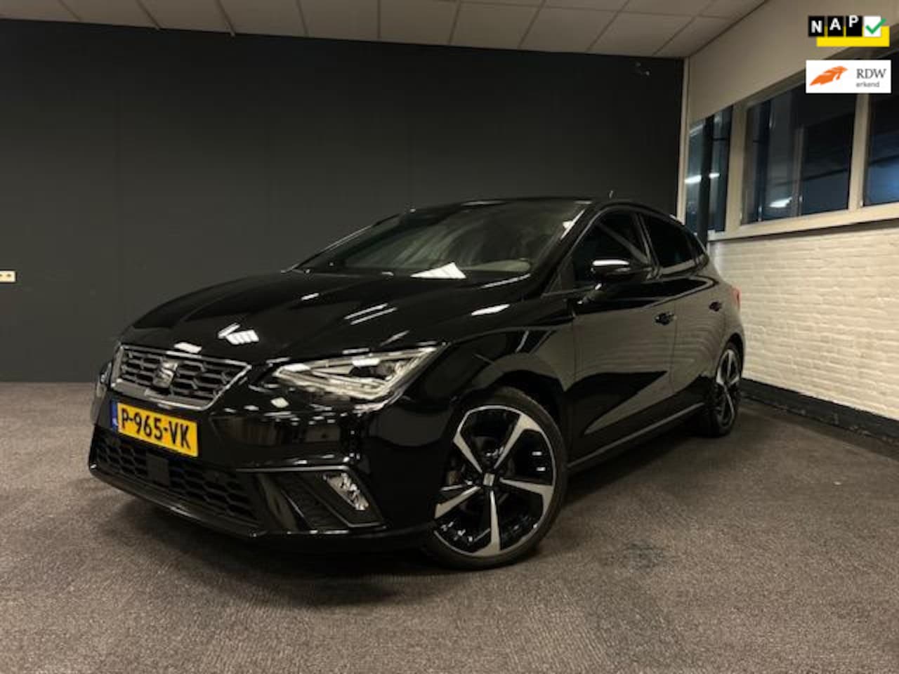 SEAT Ibiza - 1.0 EcoTSI FR /FULL LED/ALCANTARA/CARPLAY/SFEER VERLICHTING - AutoWereld.nl