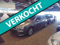 Mercedes-Benz A-klasse - 180 Ambition Comfort MET NAVI LEER AIROC