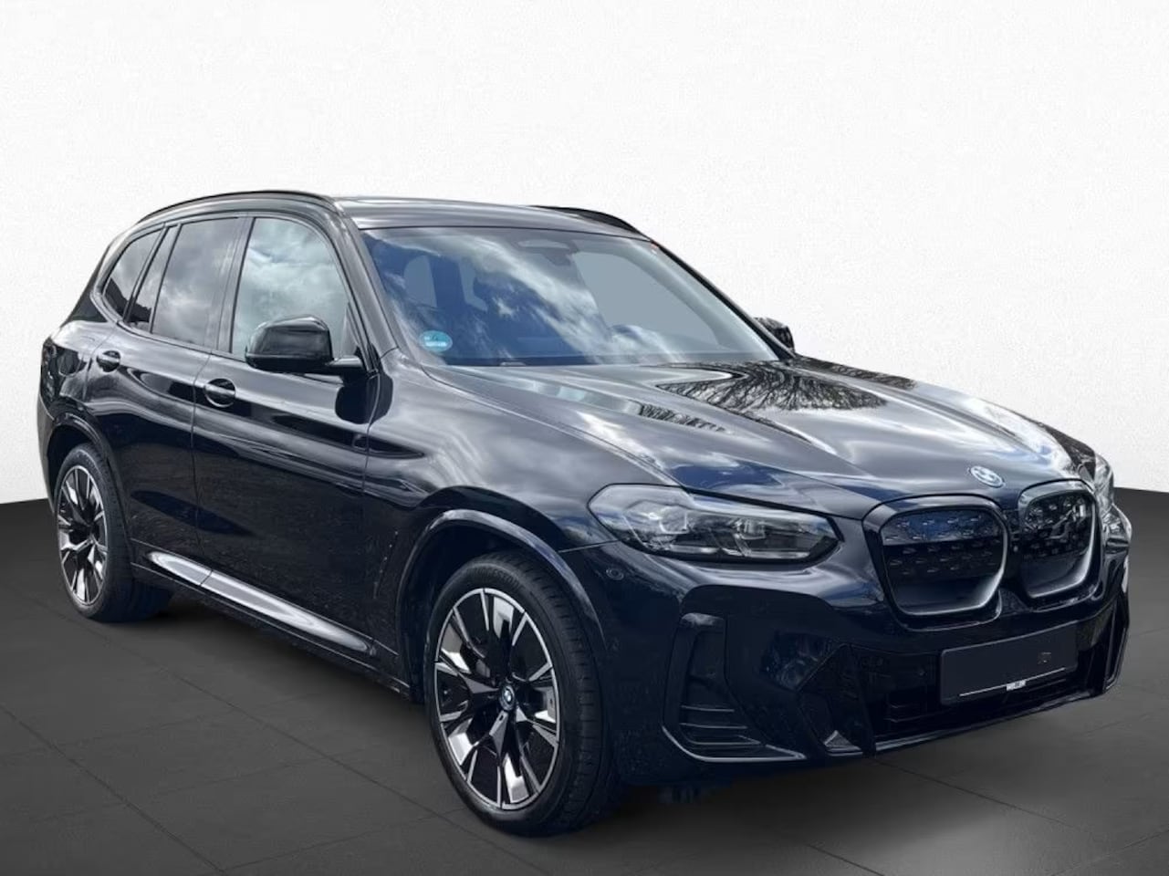 BMW iX3 - M-SPORT 80 kWh (210kW/286pk) ** LED, LEDER, PANO, MEM, HuD, H&K SOUND, TREKH, 20-inch LMV - AutoWereld.nl