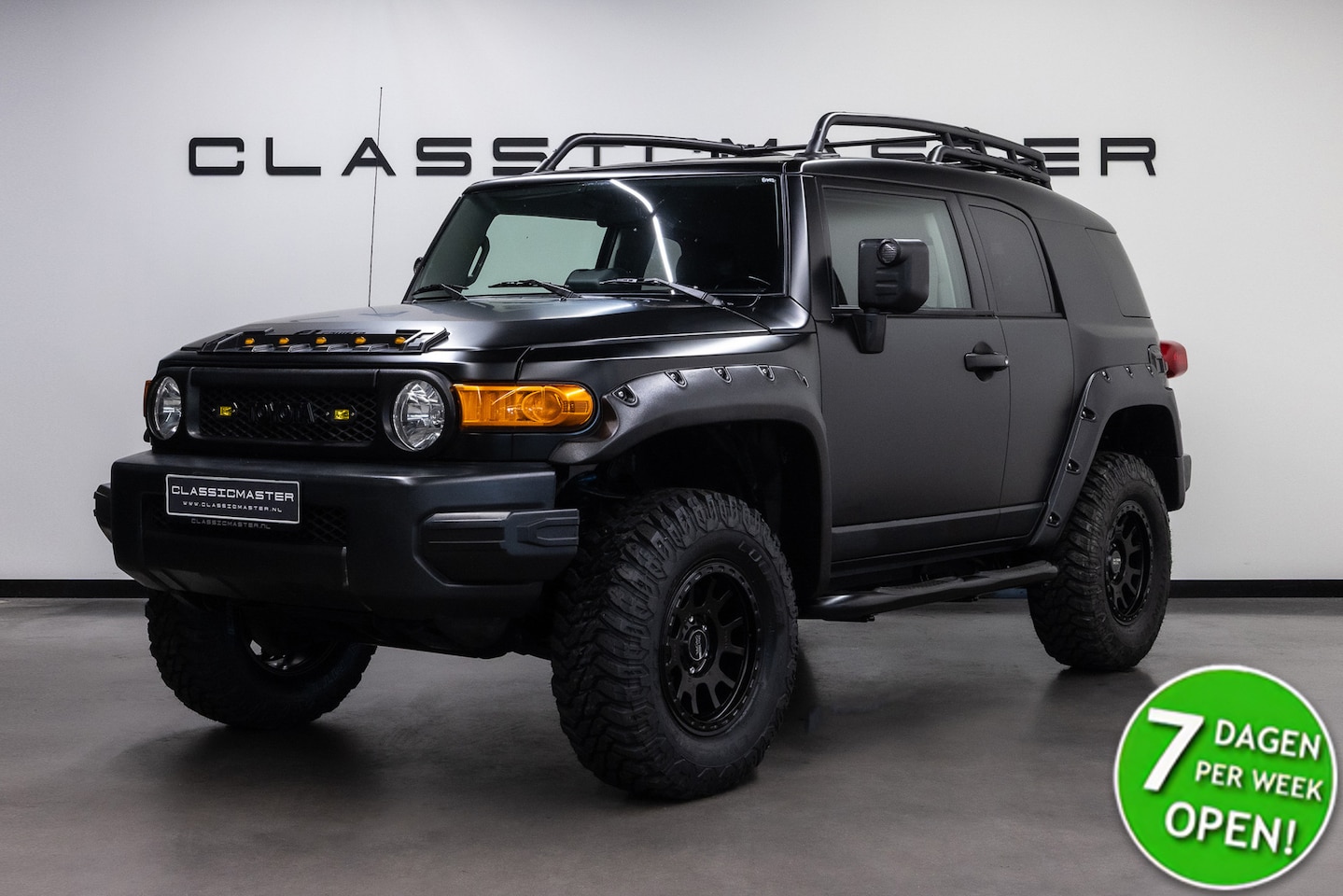 Toyota FJ Cruiser - V6 VVT-i Btw auto, Fiscale waarde € 8.000,- (€ 41.280.99 Ex B.T.W) DEALER AUTO Dealer auto - AutoWereld.nl