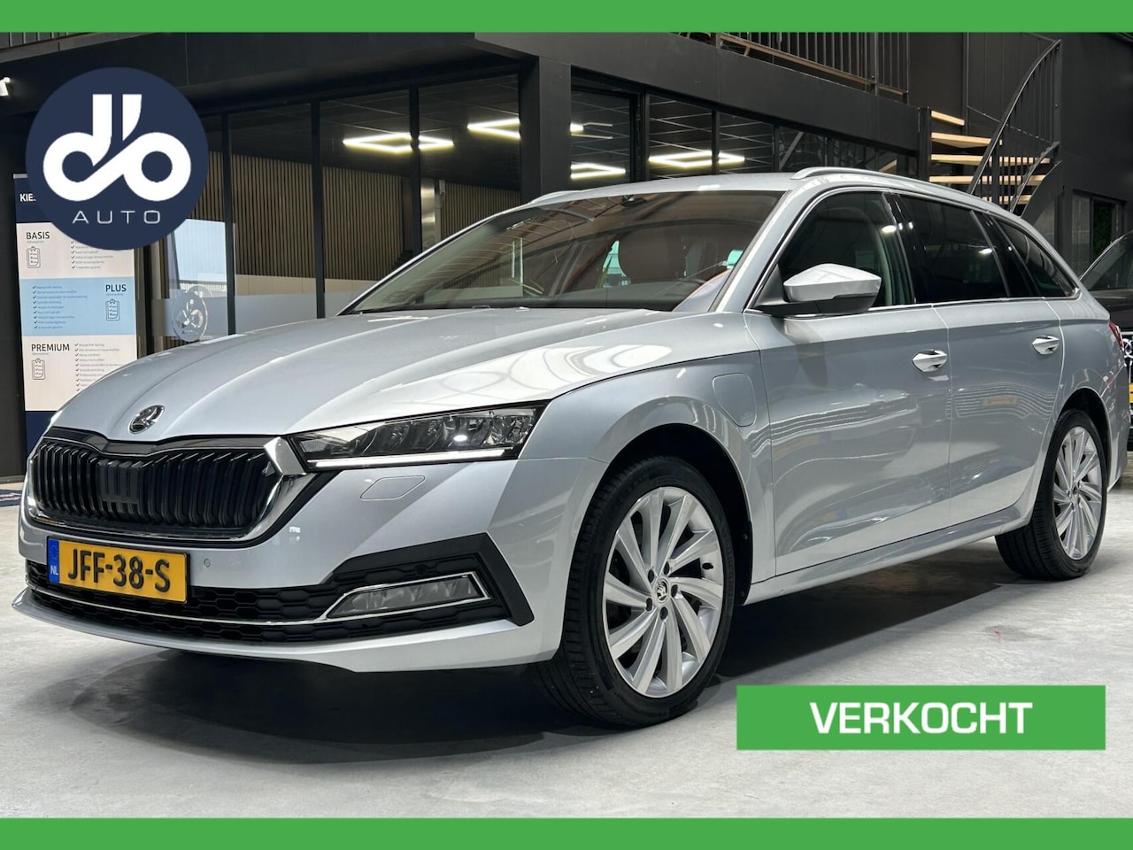 Skoda Octavia Combi - 1.4 TSI iV PHEV Business Edition SFEER VERLICHTING I NAVI + CAMERA + PDC I DEALER O.H.| SO - AutoWereld.nl