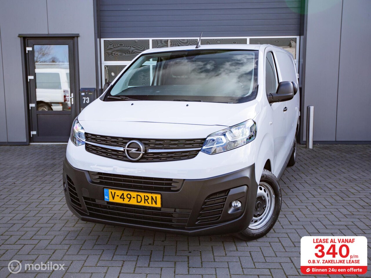 Opel Vivaro - bestel 2.0 BlueHDi 145PK L3 Trekhaak - AutoWereld.nl