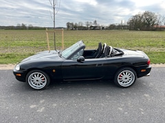 Mazda MX-5 - 1.8i