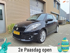 Suzuki Swift - | 1.6 Sport | Keyless go & start | Airco | Cruise control | Stoel verwarming |