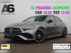 Mercedes-Benz A-klasse - 180 AMG Line Night Pakket Automaat Panoramadak 19 inch Keyless Sfeerverlichting Burmester