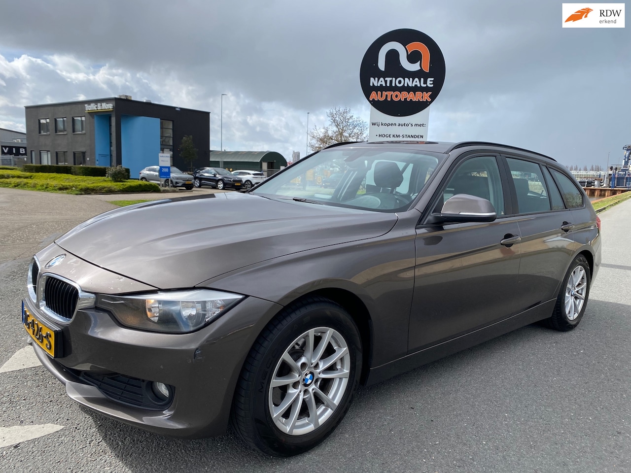 BMW 3-serie Touring - | 2013 | 318d High Executive | Top auto | Automaat - AutoWereld.nl