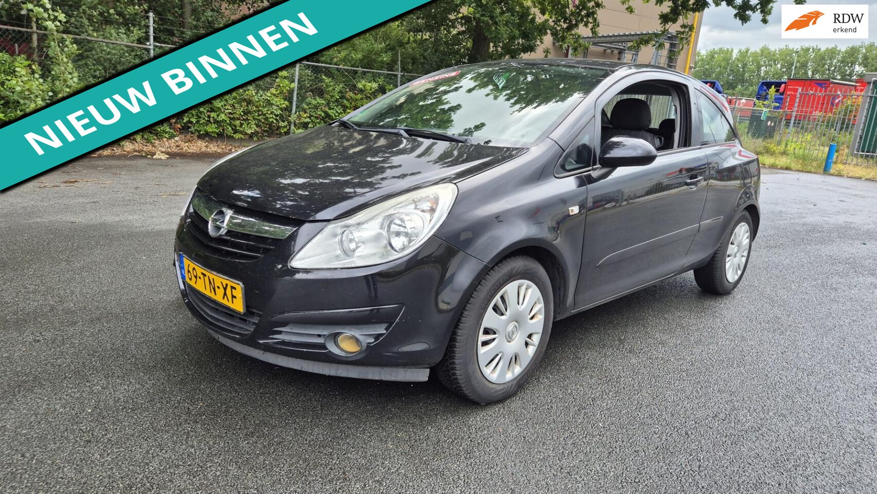 Opel Corsa - 1.4-16V Enjoy NETTE AUTO RIJDT EN SCHAKELT GOED - AutoWereld.nl