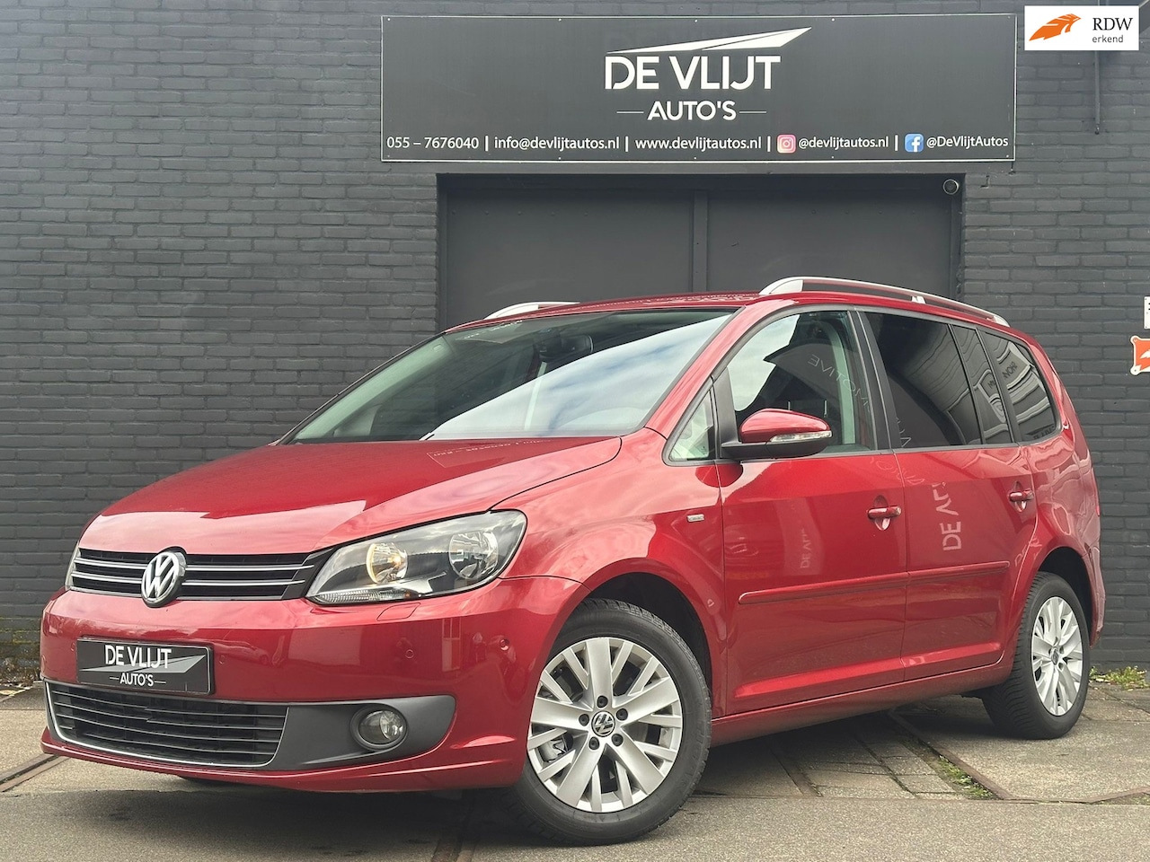 Volkswagen Touran - 1.4 TSI DSG | Navi | Cruise Control | Climate Control | Elek Ramen | Trekhaak | - AutoWereld.nl