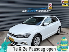 Volkswagen Polo - 1.0 TSI Comfortline PDC/ CARPLAY/ NAVI