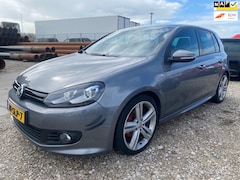 Volkswagen Golf - 2011 * 1.4 TSI * FULL R-LINE * AUTOMAAT * DISTRIEBUTIERIEM GEBROKEN MOTORSCHADE