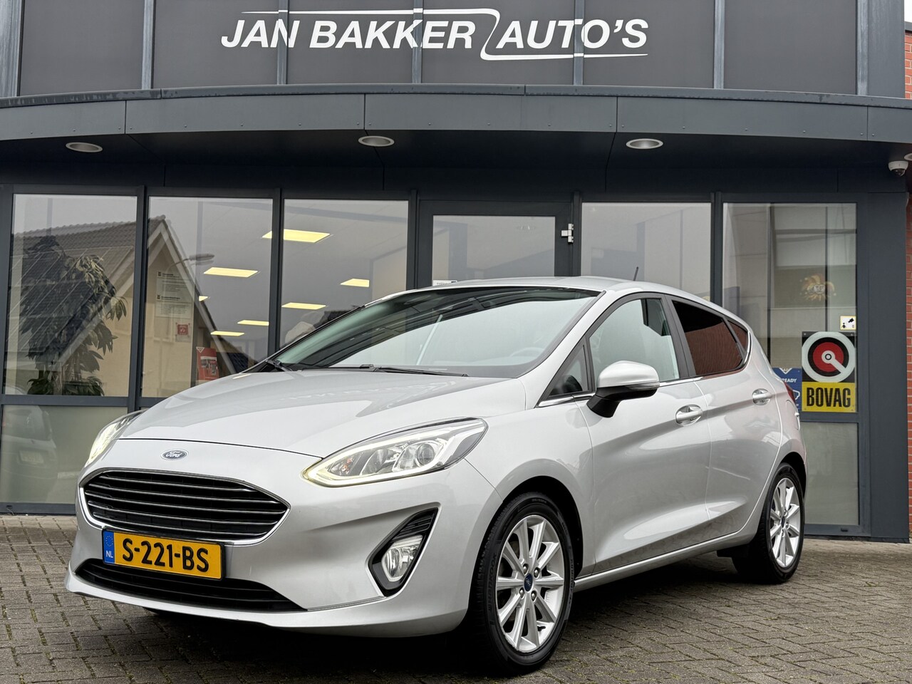 Ford Fiesta - 1.0 EcoBoost Titanium ✅ CarPlay ✅ Clima ✅ Cruisecontrol ✅ - AutoWereld.nl