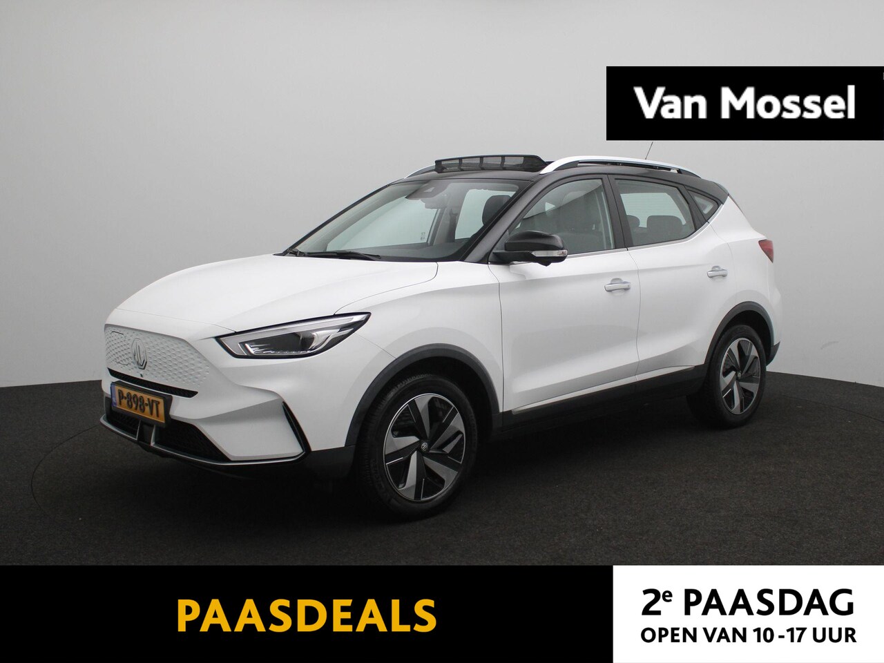 MG ZS - Standard Range Luxury 50 kWh | Panoramadak | Camera | Zwart Dak | Trekhaak | Carplay | - AutoWereld.nl