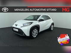 Toyota Aygo X - 1.0 VVT-i MT first | Rijklaar | Camera achter | Android/-Apple Carplay | LM velgen