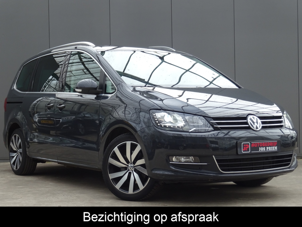 Volkswagen Sharan - 2.0 TSI Highline * 220 PK * 7 PERS. * LUXE UITV. !! - AutoWereld.nl