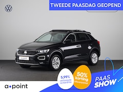 Volkswagen T-Roc - 1.0 TSI Style | Panoramadak | Parkeersensoren | navigatie | Apple carplay en android auto