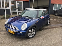 MINI Cooper - 1.6 Chili | Airco | Climate Controle | Centrale vergrendeling | Elektrisch bediende ramen