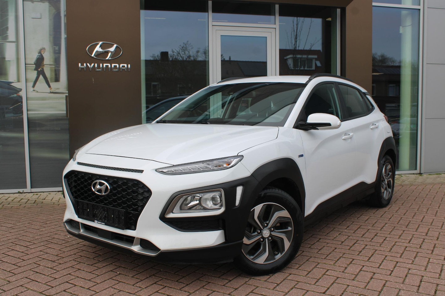 Hyundai Kona - 1.6 GDI HEV 140pk Comfort Automaat Hybrid Airco Camera Carplay Zeer mooi - AutoWereld.nl