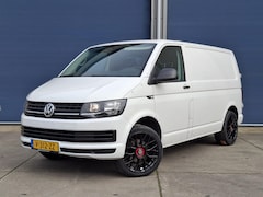 Volkswagen Transporter - 2.0 TDI L1H1 Trendline AIRCO / CRUISE CONTROLE / TREKHAAK / EURO 6