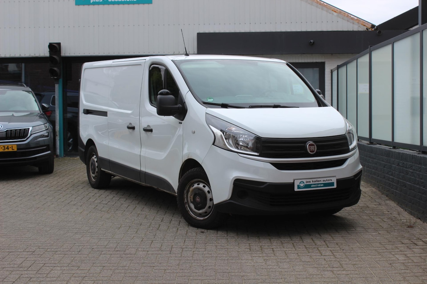 Fiat Talento - 2.0 MultiJet 145 PK L2H1 Basis Airco, Navi Pack, Trekhaak!! - AutoWereld.nl
