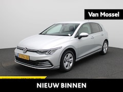 Volkswagen Golf - 1.0 TSI Life Business | Navigatie | Sfeerverlichting | Stoel + Stuurverwarming | Camera |