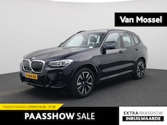 BMW iX3 - Executive 80 kWh M-SPORT | PANORAMA- SCHUIFDAK | NAVIGATIE | LEDEREN BEKLEDING | ACHTERUIR