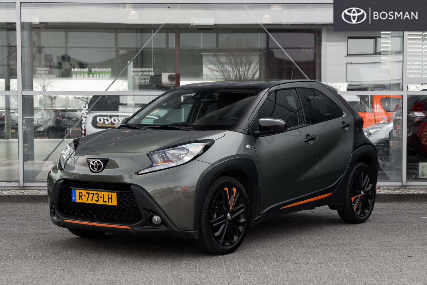 Toyota Aygo X - 1.0 VVT-i MT Play Limited Edition Uitgevoerd - AutoWereld.nl