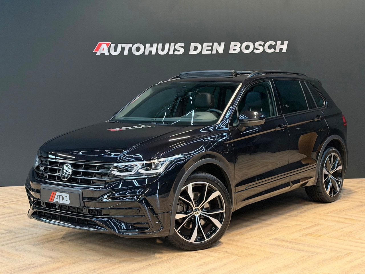 Volkswagen Tiguan - 1.4 TSI eHybrid R-Line Business 1.4 TSI eHybrid R Line Business+ 245PK - AutoWereld.nl