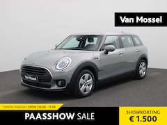 MINI Clubman - 1.5 Cooper Essential AUTOMAAT | Navigatie | Climate-Control | Stoelverwarming | Cruise-Con