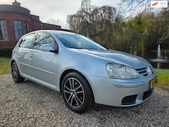 Volkswagen Golf - 1.6 FSI Sportline 5-deurs AIRCO/cruise