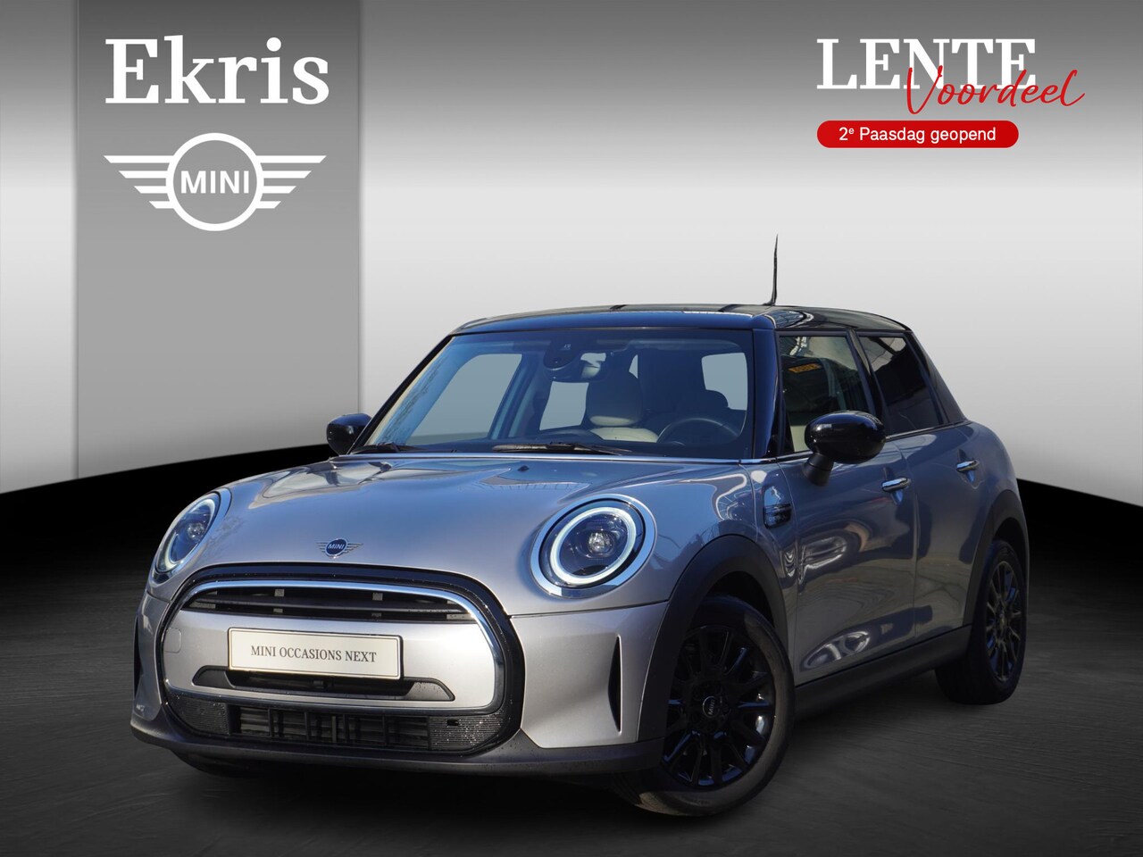 MINI Cooper - 5-deurs C Classic Uitvoering | Leer Chester Satellite Grey | 16" LM Victory Spoke zwart | - AutoWereld.nl