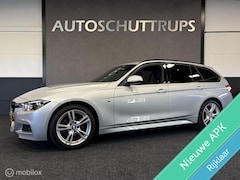 BMW 3-serie Touring - 320i xDrive M Sport Edition AUTOMAAT / VOL LEDER / SHADOW LINE / KEURIG NETJES / ELEKTR. T