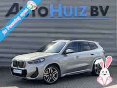 BMW X1 - sDrive20i M Sport Panoramadak Stuurwielverwarming Massage 19 Inch Keyless Entry ACC Harman