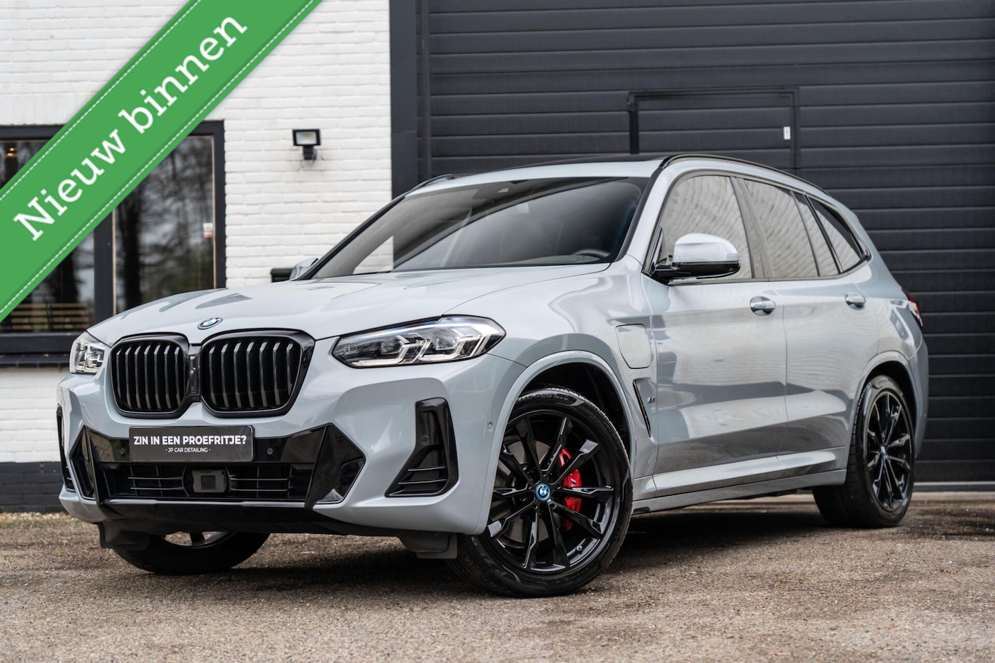 BMW X3 - XDrive30e M-sport Brooklyn Grau 360 Pano HU H&K - AutoWereld.nl