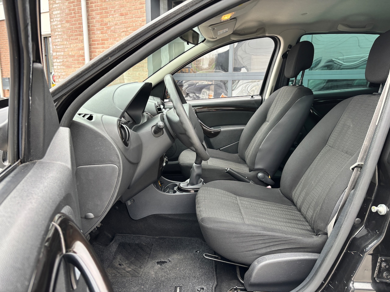 Dacia Duster - 1.6 Lauréate 2wd Org-NL auto. Airco. Hoge zit.