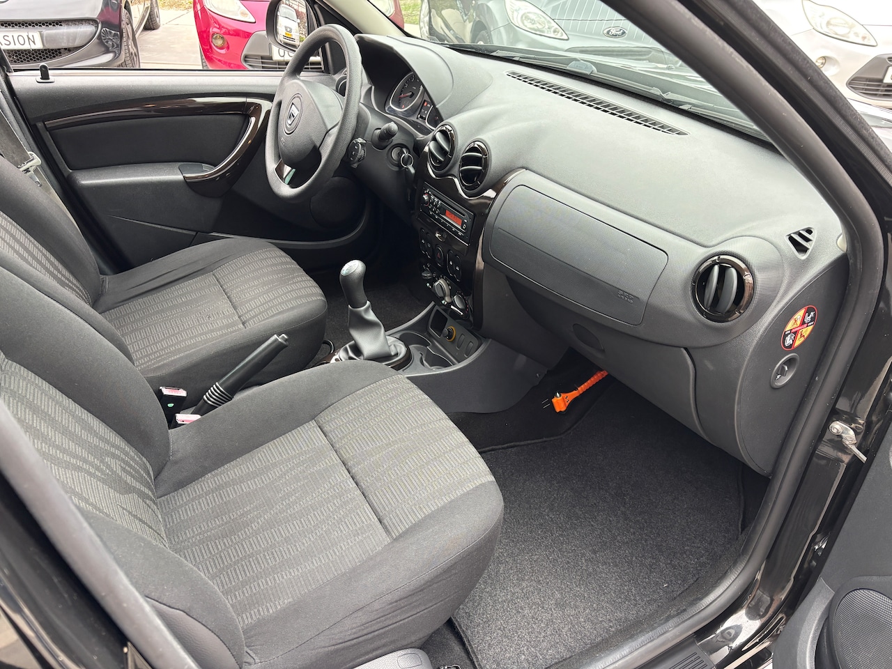 Dacia Duster - 1.6 Lauréate 2wd Org-NL auto. Airco. Hoge zit.