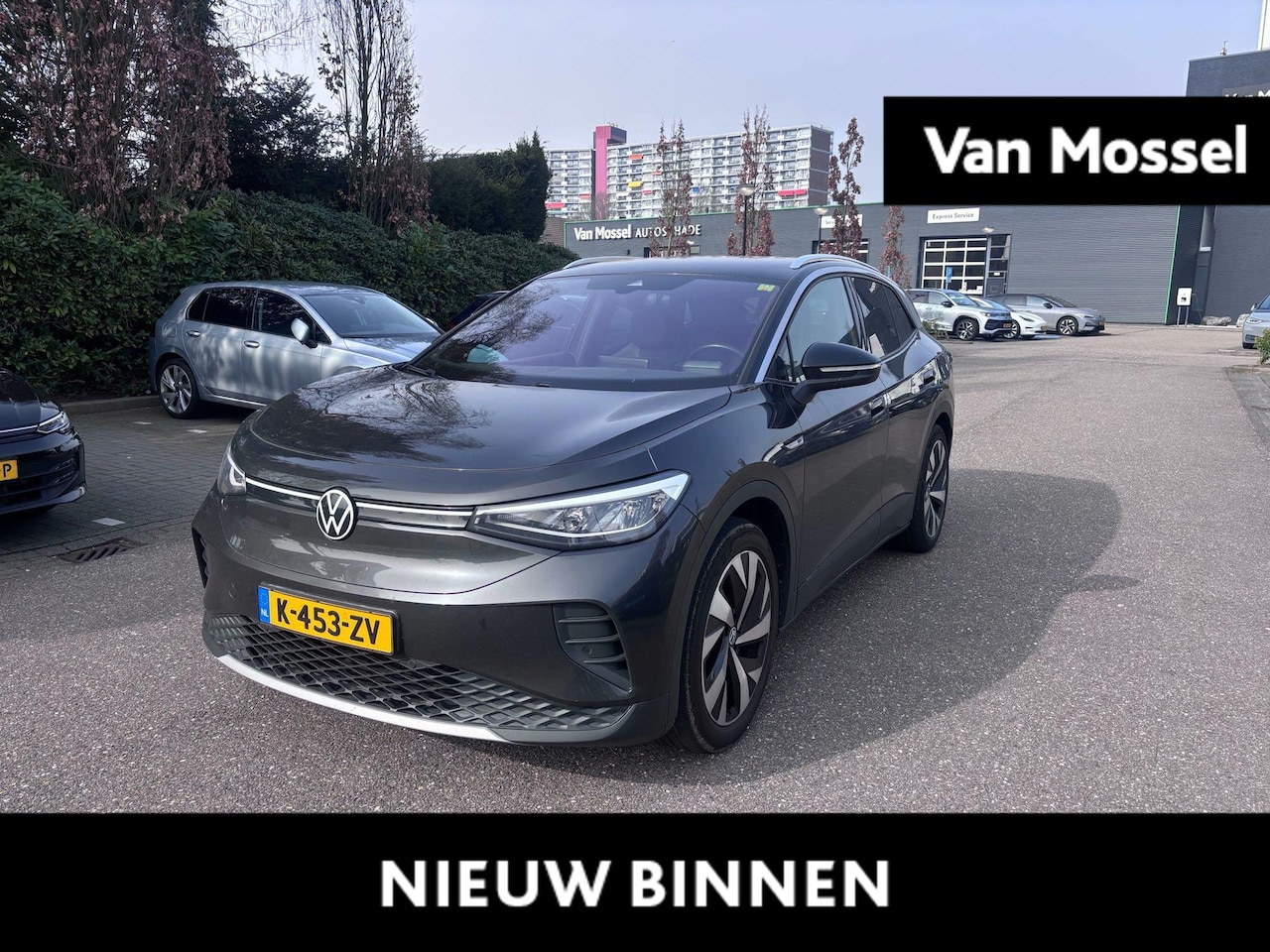 Volkswagen ID.4 - Life 77 kWh SoH ... | 20 Inch 'Drammen' | Stoel, Stuur en Voorruitverwarmbaar | Parkeercam - AutoWereld.nl