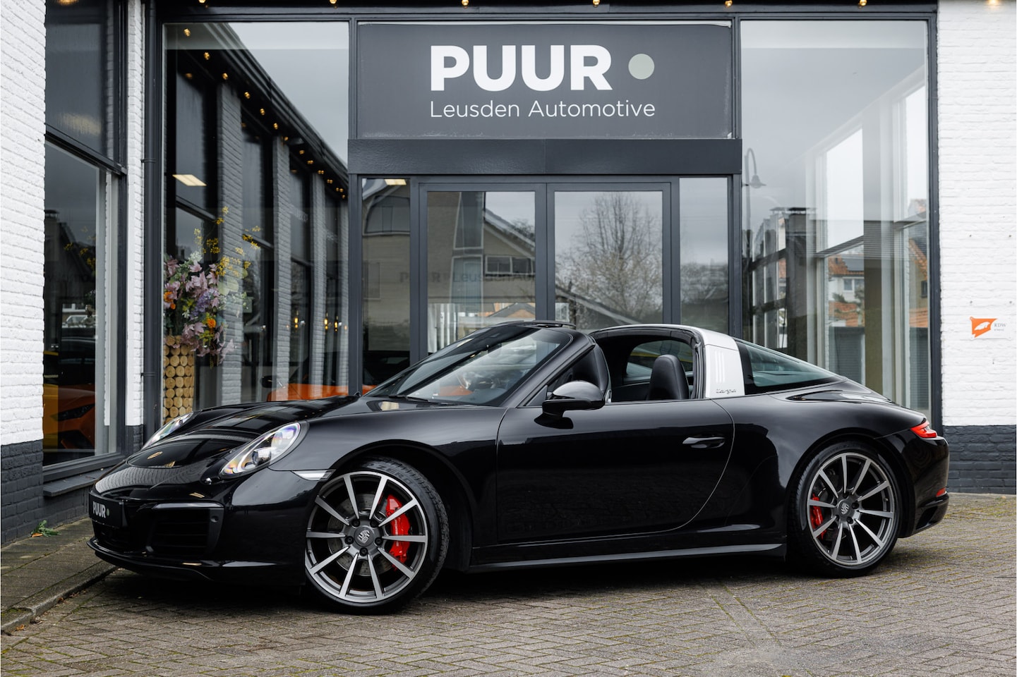 Porsche 911 Targa - 3.0 Targa 4S Sport-Chrono Sportuitlaat - 18-zetels - Achterasbesturing - AutoWereld.nl