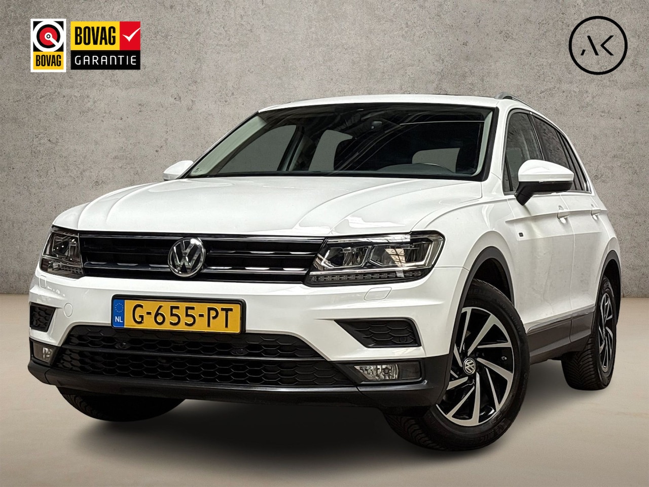 Volkswagen Tiguan - 1.5 TSI ACT Highline 150Pk Automaat (PANORAMADAK, GROOT NAVI, CLIMATE, STOELVERWARMING, SP - AutoWereld.nl