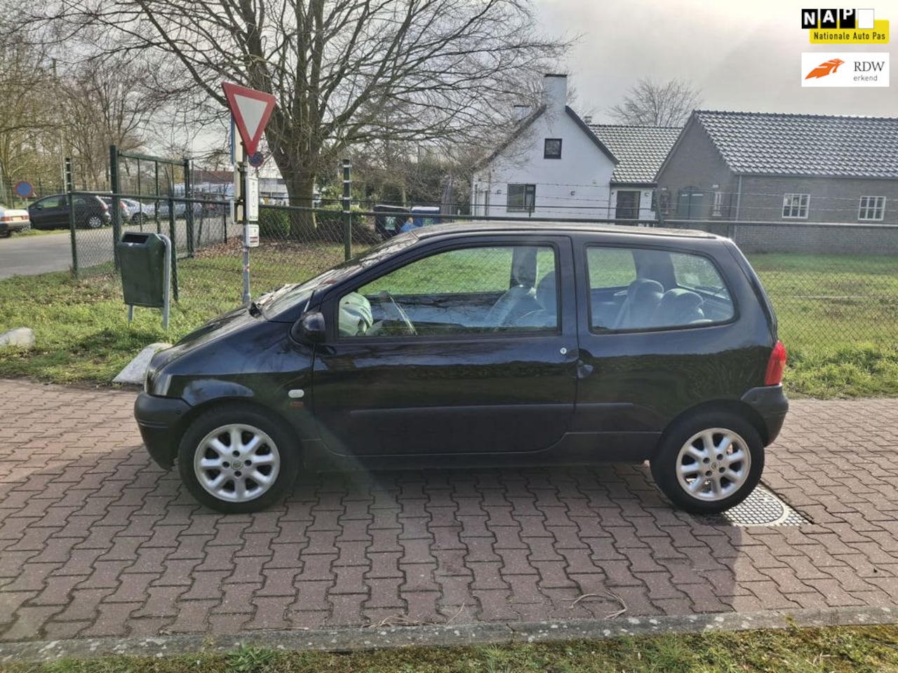 Renault Twingo - 1.2-16V Privilège 1.2-16V Privilège - AutoWereld.nl