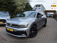 Volkswagen Tiguan Allspace - 1.5 TSI R-LINE/7 PERS/ AUTOM/PANO DAK/ADAP CRUISE/NAVI/AIRCO-ECC/CARPLAY/TREKH/PDC V+A/CAM