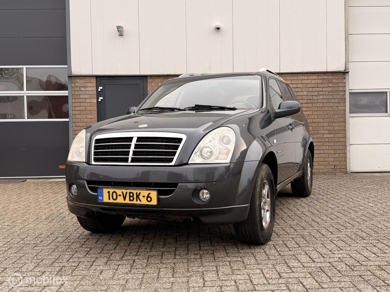 SsangYong Rexton - RX 270 Xdi grijs kent [1e eigenaar] - AutoWereld.nl