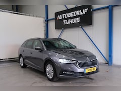 Skoda Octavia Combi - 1.0 e-TSI Ambition - N.A.P. Airco, Cruise, Navi, PDC, Trekhaak