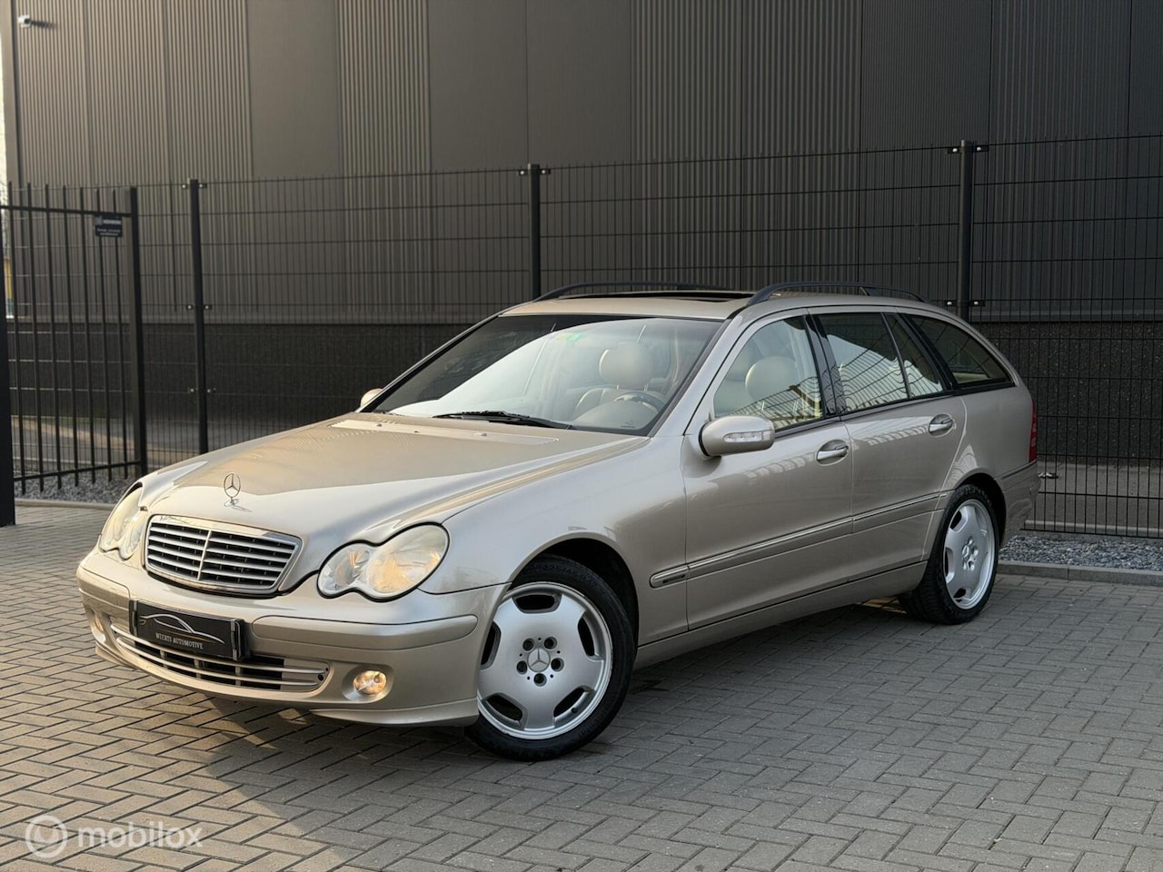 Mercedes-Benz C-klasse Combi - 200 K. Elegance AUTOMAAT|LEDER|PANO - AutoWereld.nl