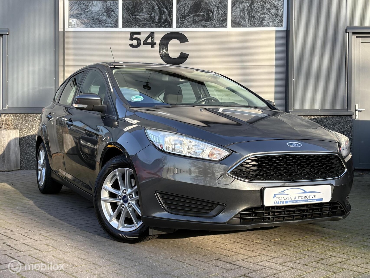 Ford Focus - 1.0 Trend Edition Trekhaak/navi zeer nette auto ! - AutoWereld.nl