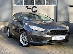 Ford Focus - 1.0 Trend Edition Trekhaak/navi zeer nette auto